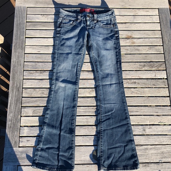 Guess jeans ~ daredevil flare - Picture 1 of 4